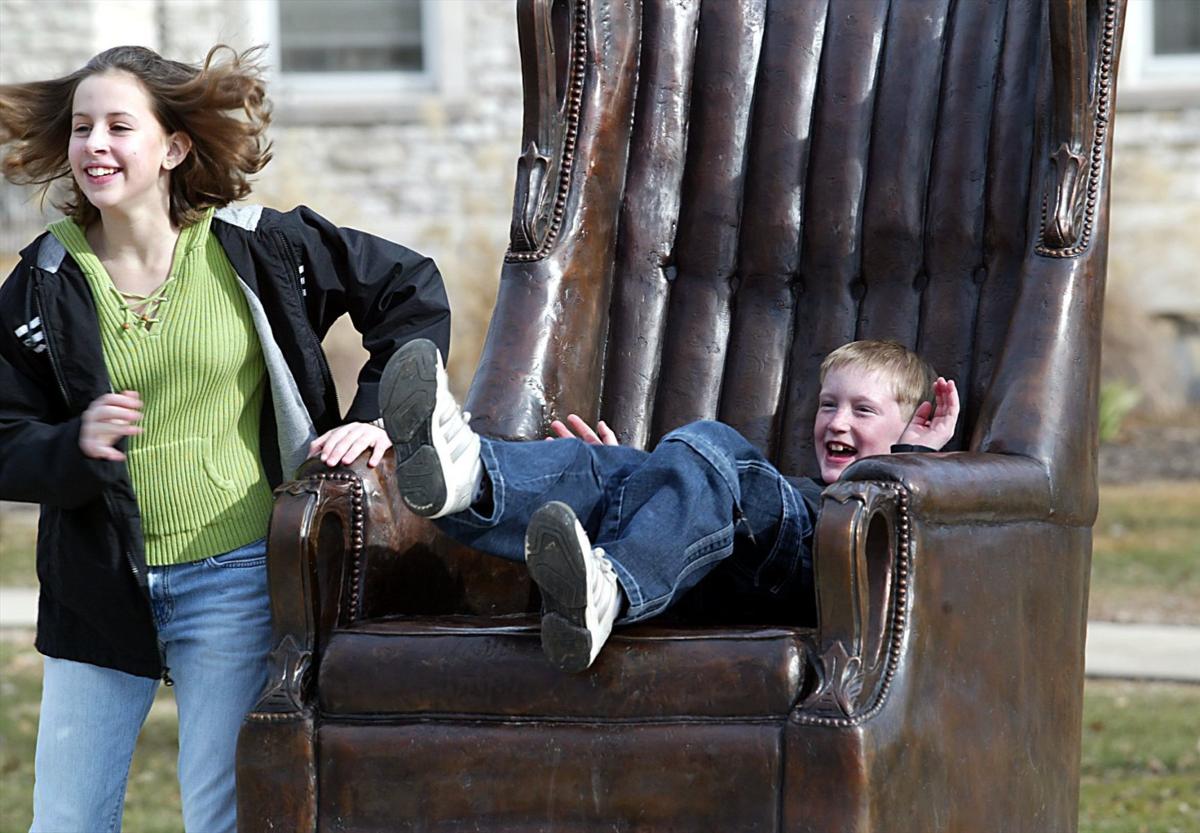 100 Facts About Alton S Gentle Giant Robert Wadlow Lifestyles Stltoday Com Ted evans was born in derbyshire, england in 1924. 100 facts about alton s gentle giant