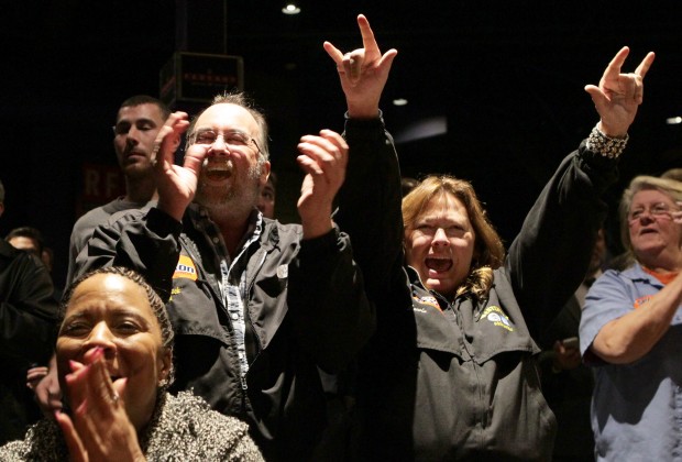 Nixon supporters cheer McCaskill