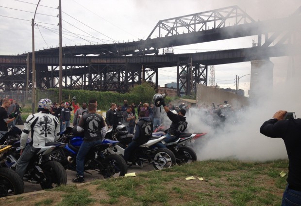 Hundreds of motorcyclists take to St. Louis roads as police keep watch ...