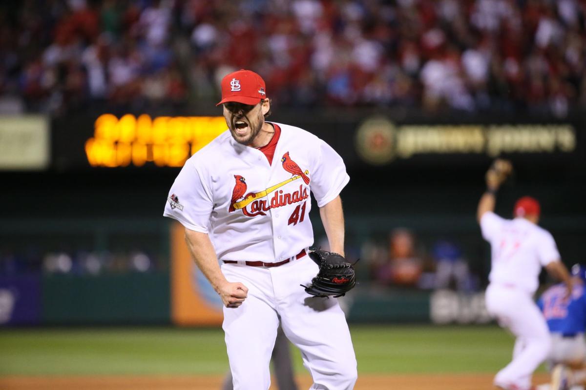 Adam Wainwright rumors: Cardinals re-sign free agent to one-year deal -  DraftKings Network