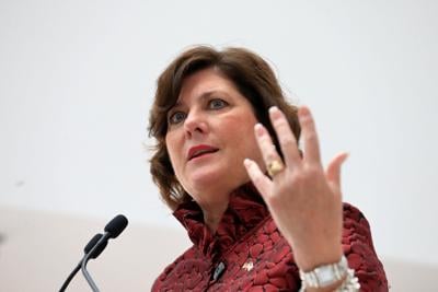 First Lufthansa flight direct from Frankfurt lands at Lambert