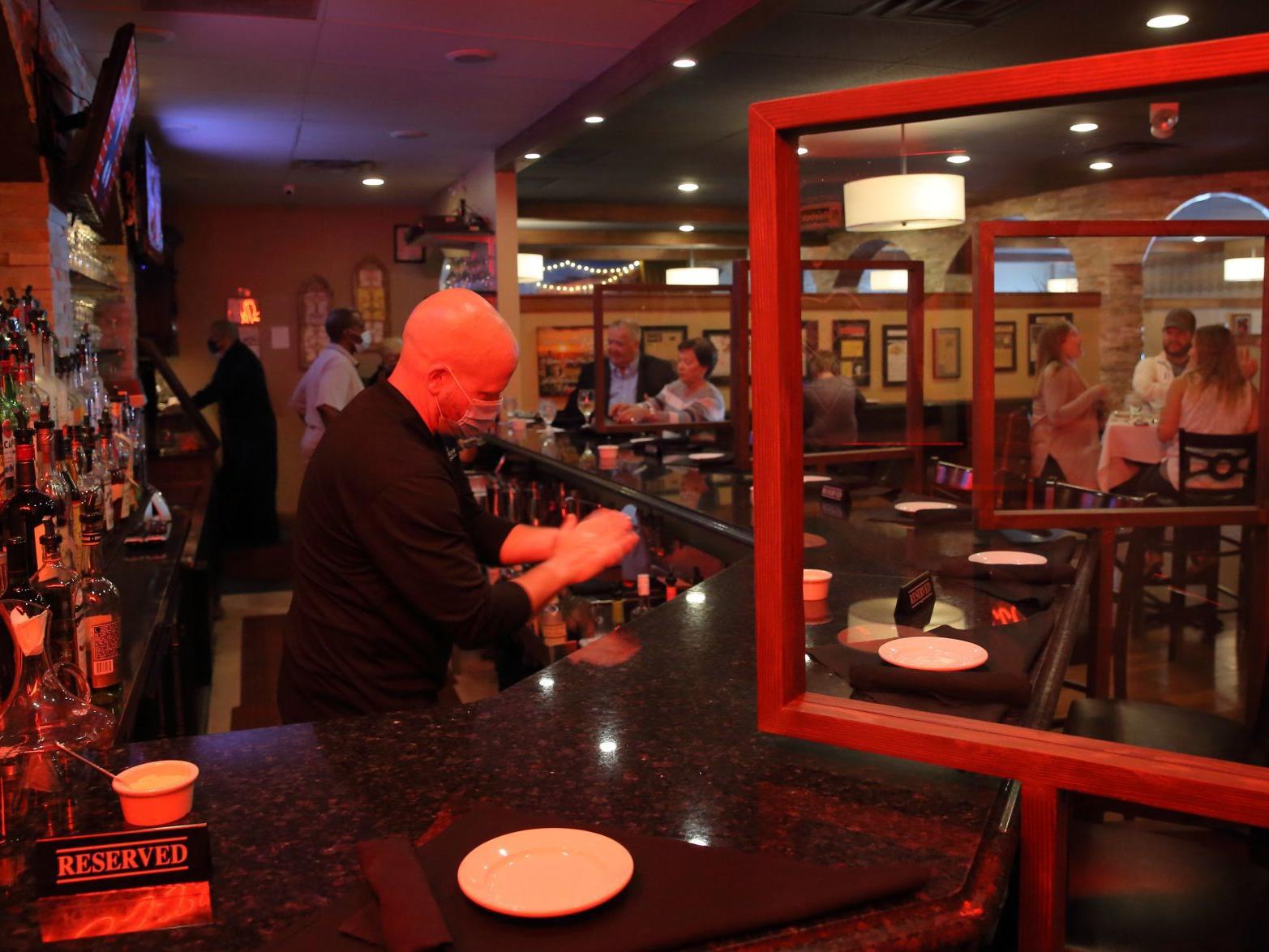 St Louis City County Restaurant Owners Decide Whether To Reopen Dining Rooms Off The Menu Stltoday Com St Louis City County Restaurant Owners Decide Whether To Reopen Dining Rooms Off The Menu Stltoday Com