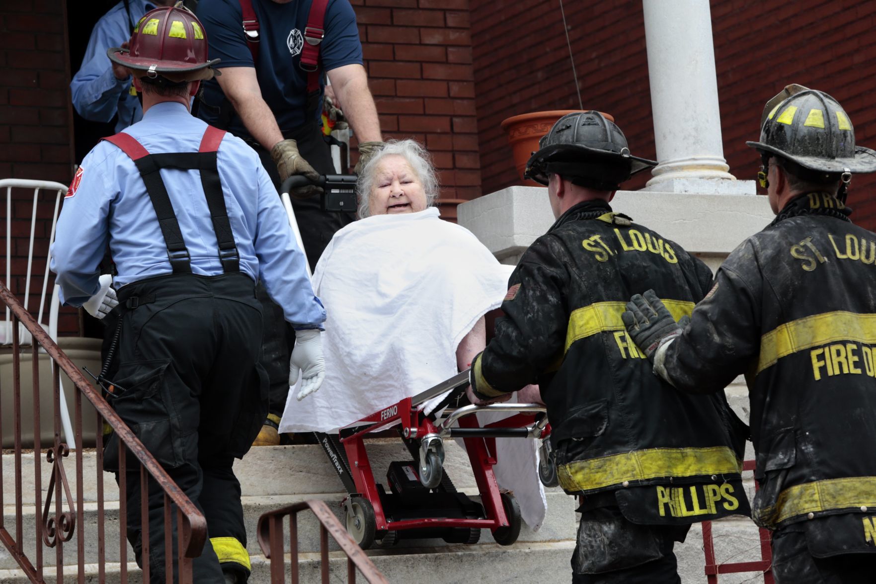 Firefighters Rescue Woman From Burning St. Louis Home | Law And Order ...