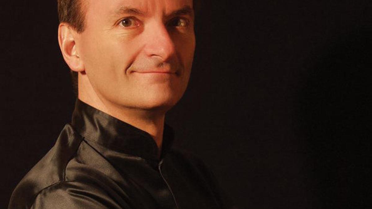 Stephen Hough Pianist Writer Composer Polymath Returns To Powell Hall Music Stltoday Com