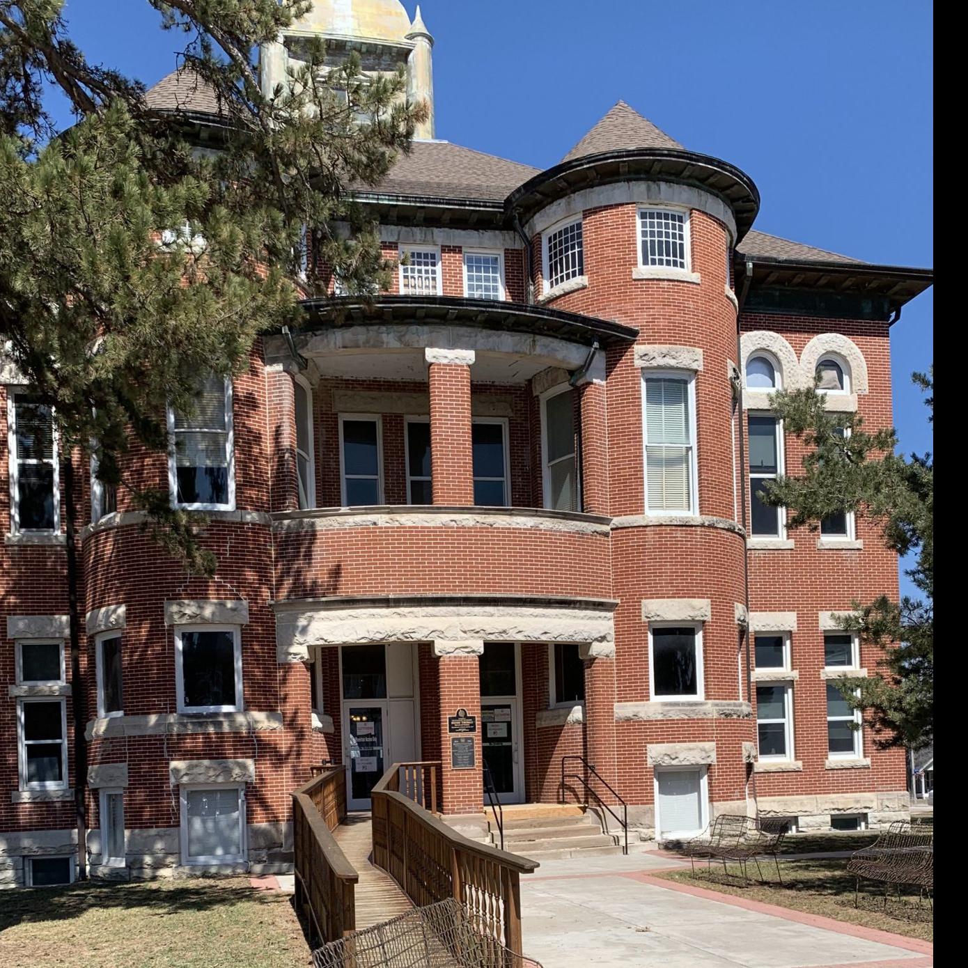 Messenger Two Days After Debtors Prison Ruling Missouri Judge Tries To Collect Pay To Stay Bills Tony Messenger Stltoday Com Bench warrants are not actively pursued. messenger two days after debtors