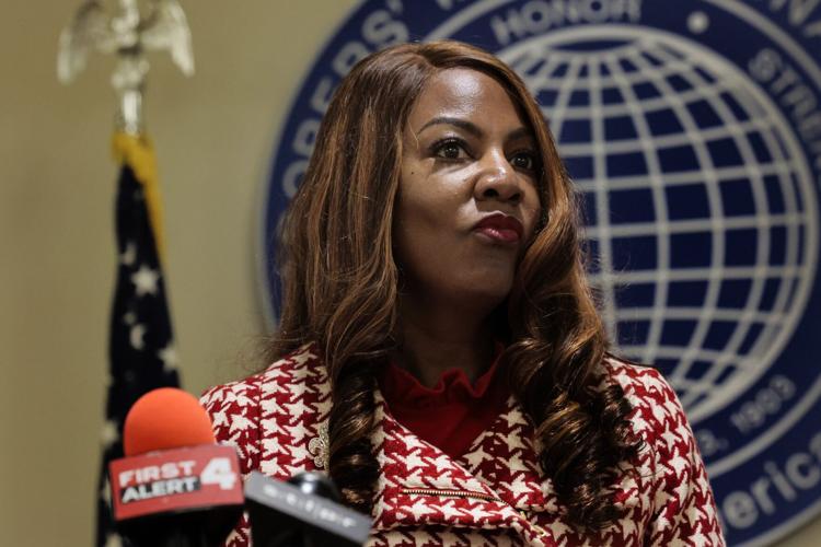 Cara Spencer wins primary for �����Ӱ�ԭ�� mayor; Tishaura Jones makes runoff