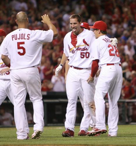 Cardinals win; Pujols put on DL