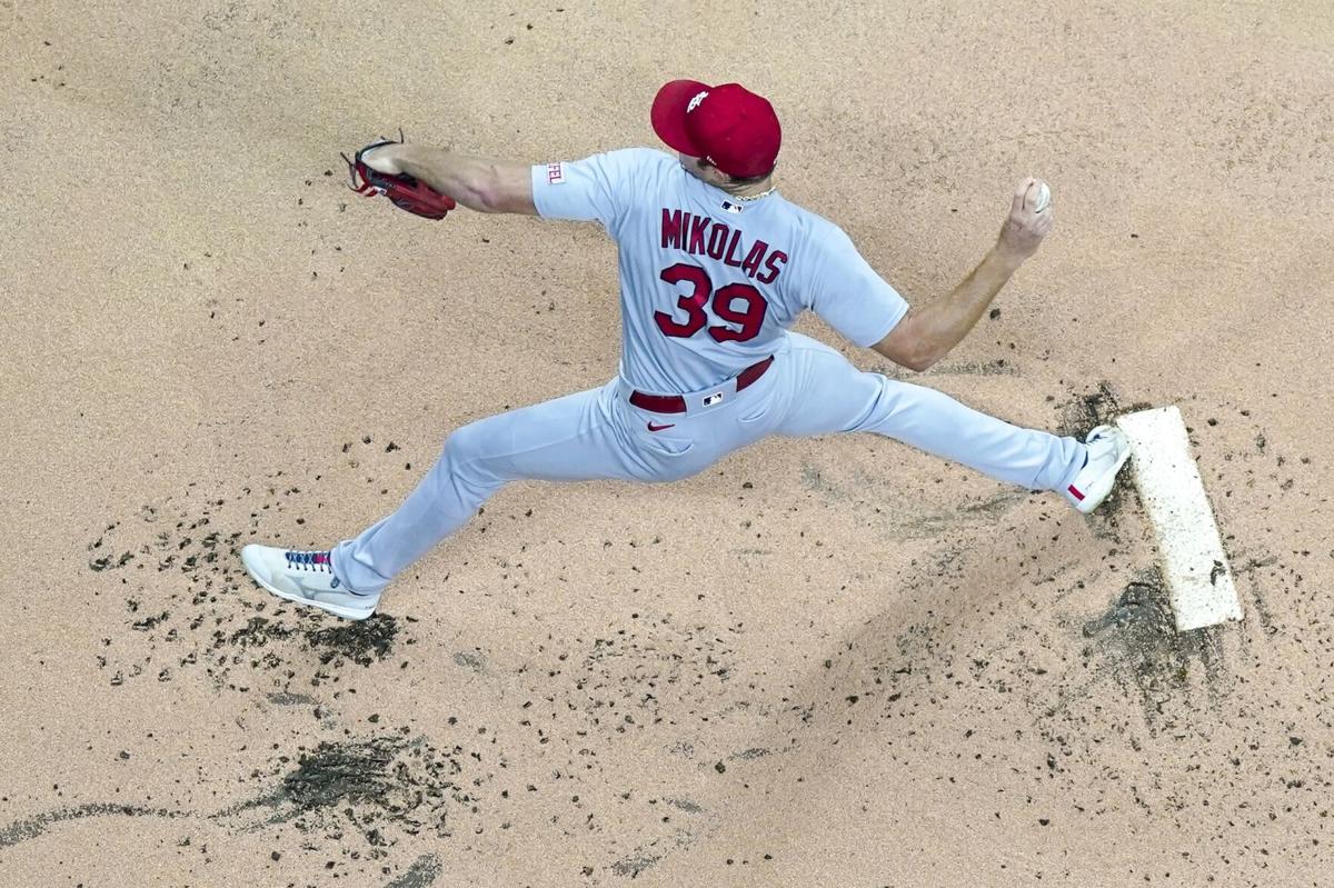 Cardinals' Miles Mikolas was just strike away from no-hitter