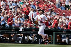 Cardinals host Mariners