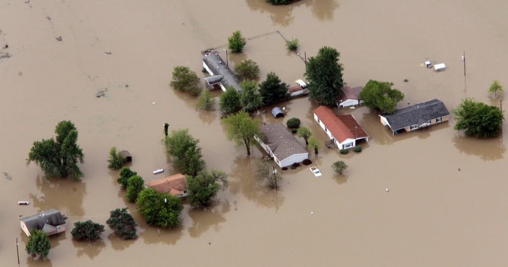 Pinhook Flooding, David Carson, 2011, St. Louis-Post-Dispatch