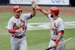 Carpenter cranks Cardinals to quick lead with wall-clearing crack
