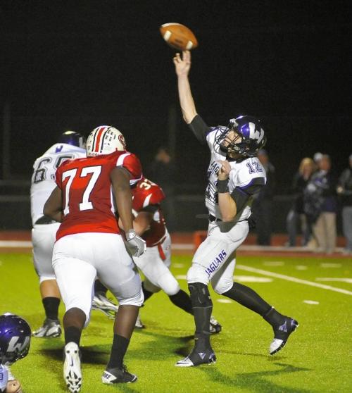 Hare S Passing Key As Zumwalt West Rocks Unbeaten Jefferson City
