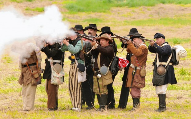 Re-enactors recreate Jefferson County's only Civil War battle | Metro ...