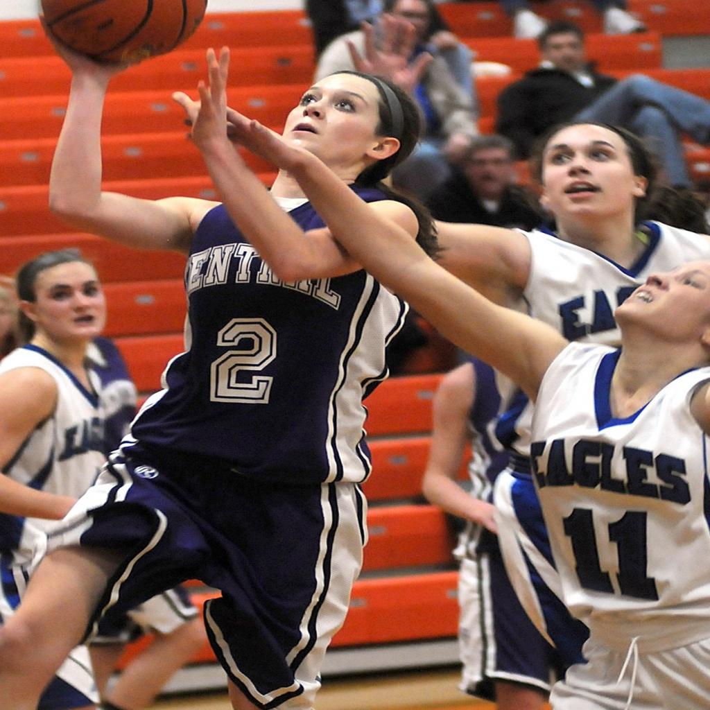 Breese Central Makes The Most Of Its Third Chance Against Pesky