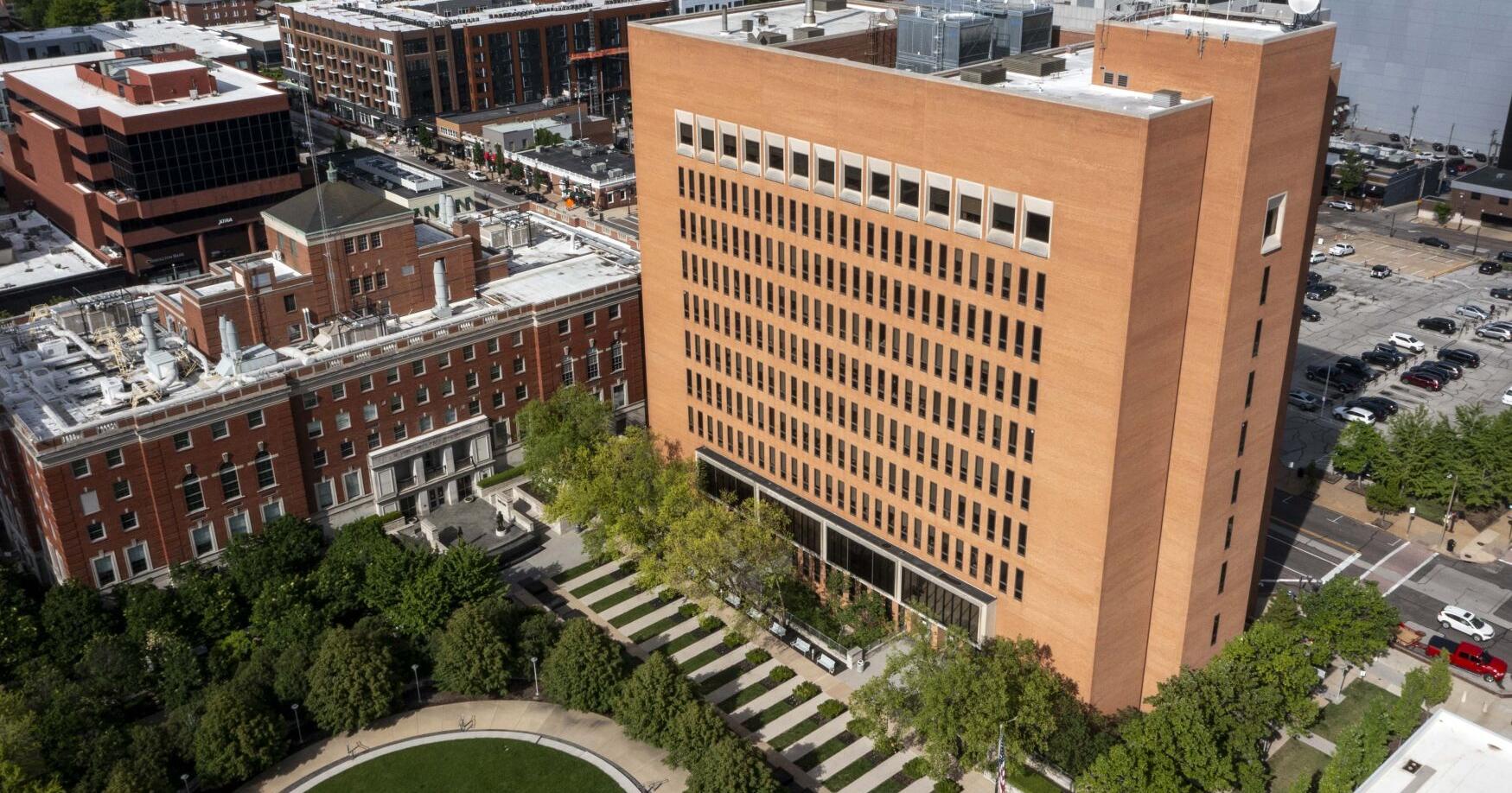 Health care contract will cost St. Louis County millions more, losing bidder alleges - Vimarsana News
