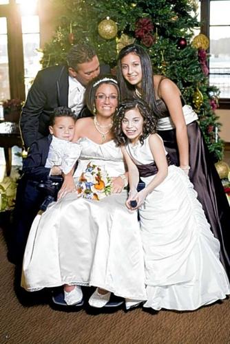 More than a wedding': Wife, who has ALS, and husband renew vows