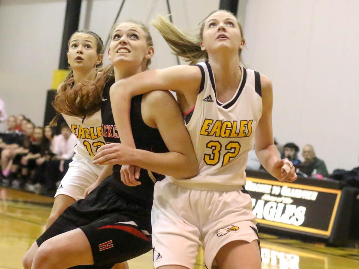Grandview Plays Through Foul Trouble To Top Cuba In District