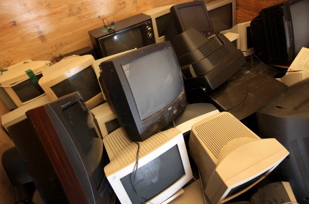 Mers Goodwill and St. Louis Cardinals electronic recycling event