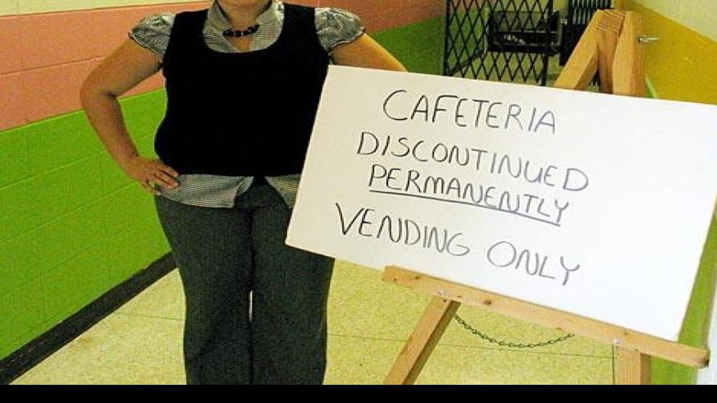 Cafeteria Closing Sends Hungry Students Foraging Illinois Suburban Journals Stltoday Com