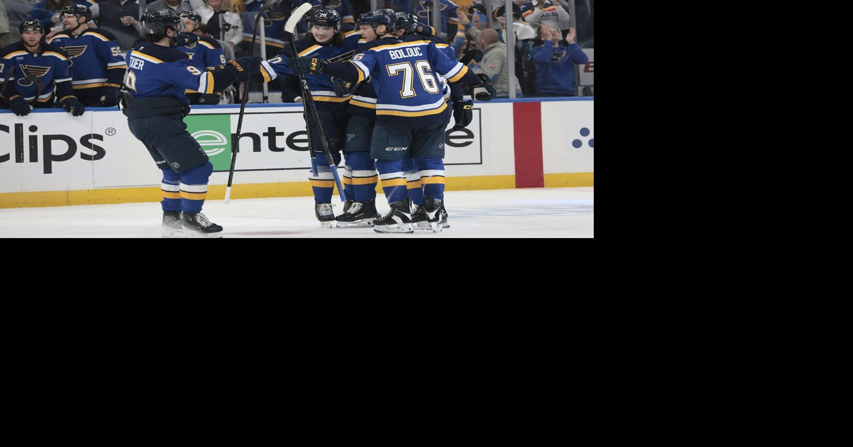 Alexandre Texier remains in Blues lineup for Game 4, picks up first point of the playoffs