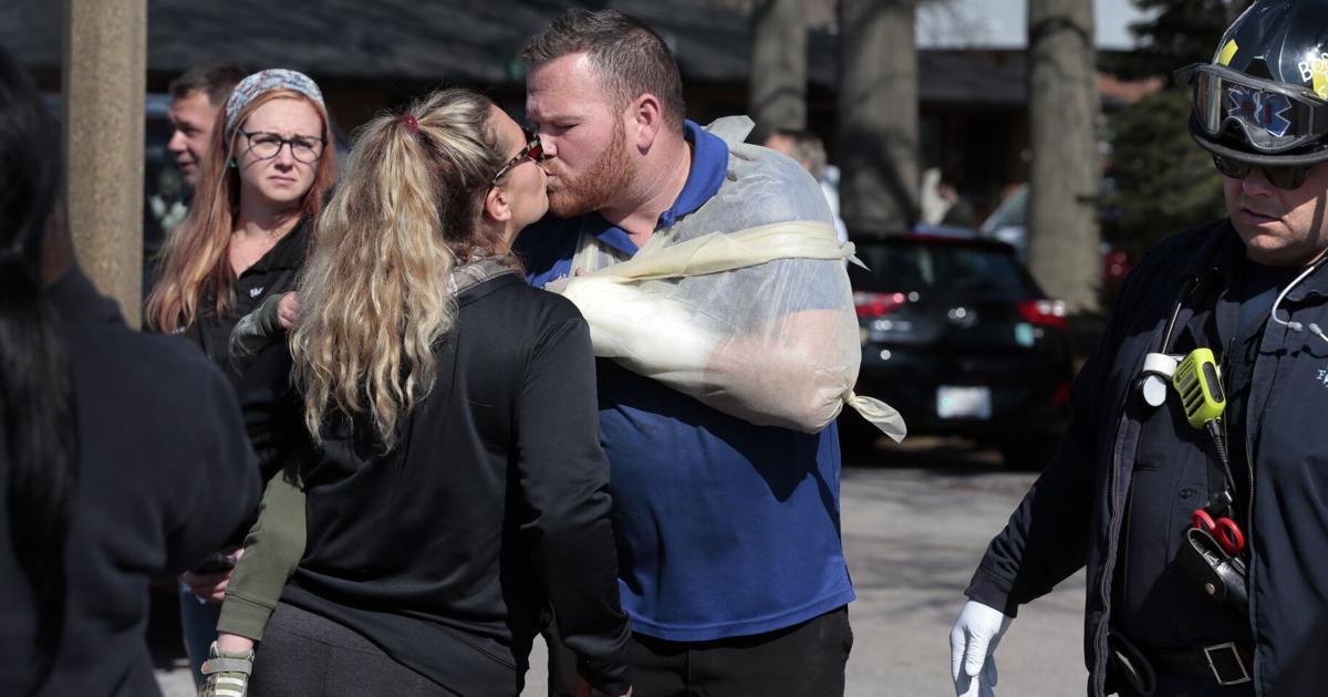 Auto shop employees report seeing fireball shoot up from basement as roof collapses | Law and order