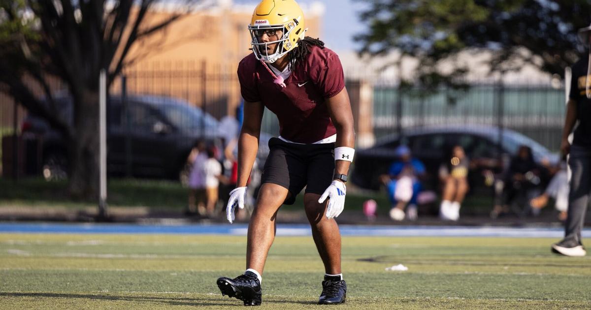 FOOTBALL RECRUITING | SUPER 30 PRESEASON COUNTDOWN Jonathan Moore eager to pull double duty for Lutheran North: No. 23
