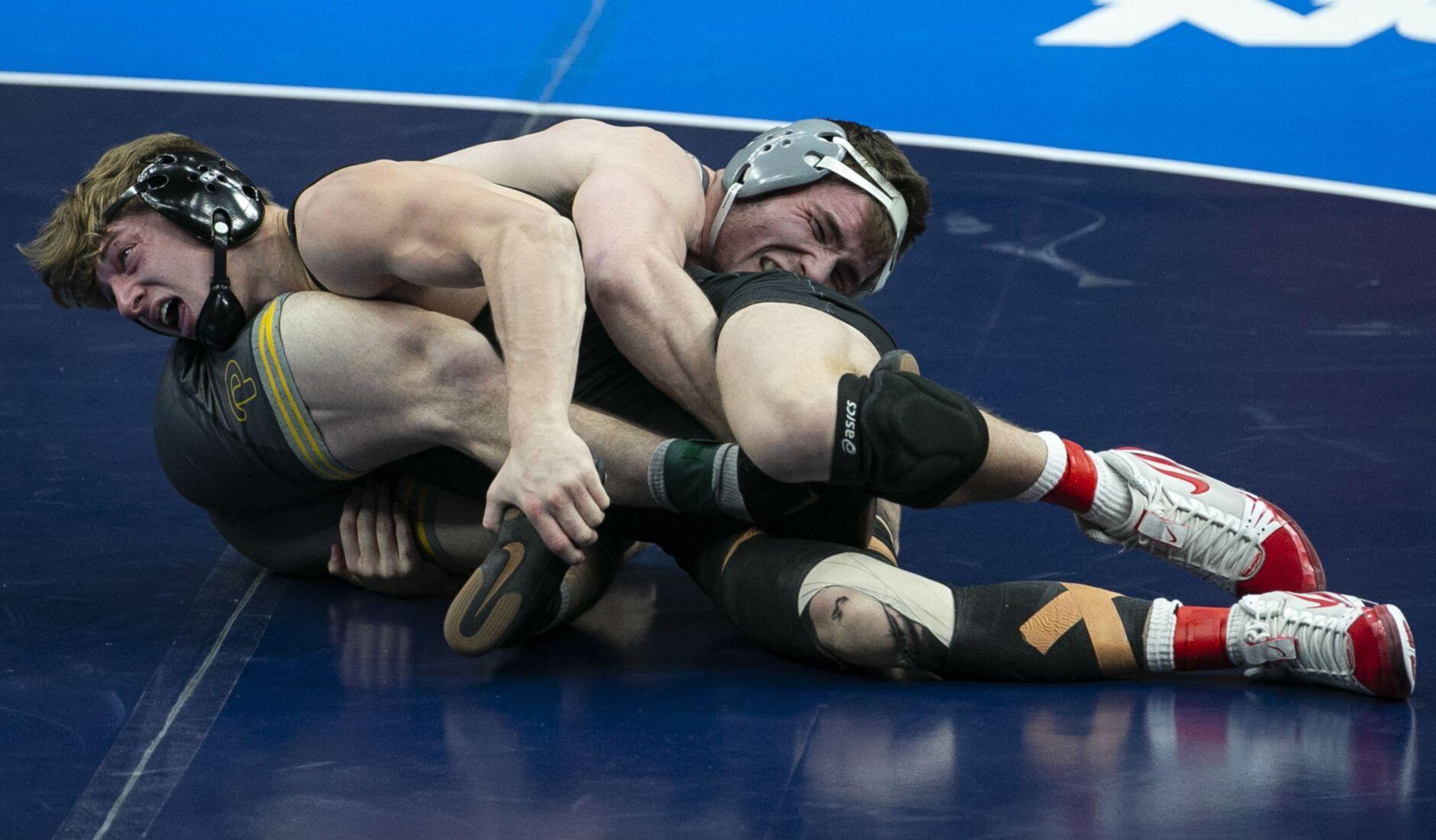 Photos 2021 NCAA Division I Wrestling Championship Matches