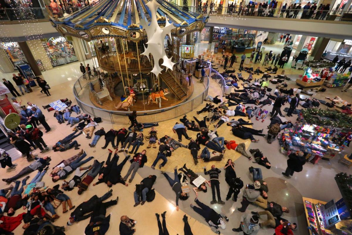 Black Friday protests in St. Louis | News | stltoday.com - What Place To Go On Black Friday In Saint Louis