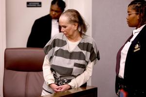 'Chimp Crazy' star argues prison sentence is too long. Missouri appeals court to decide