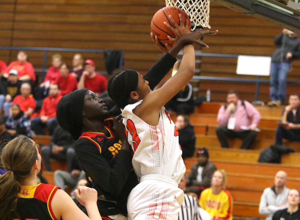 Edwardsville Advances To Elite Eight By Beating Rock Island Again