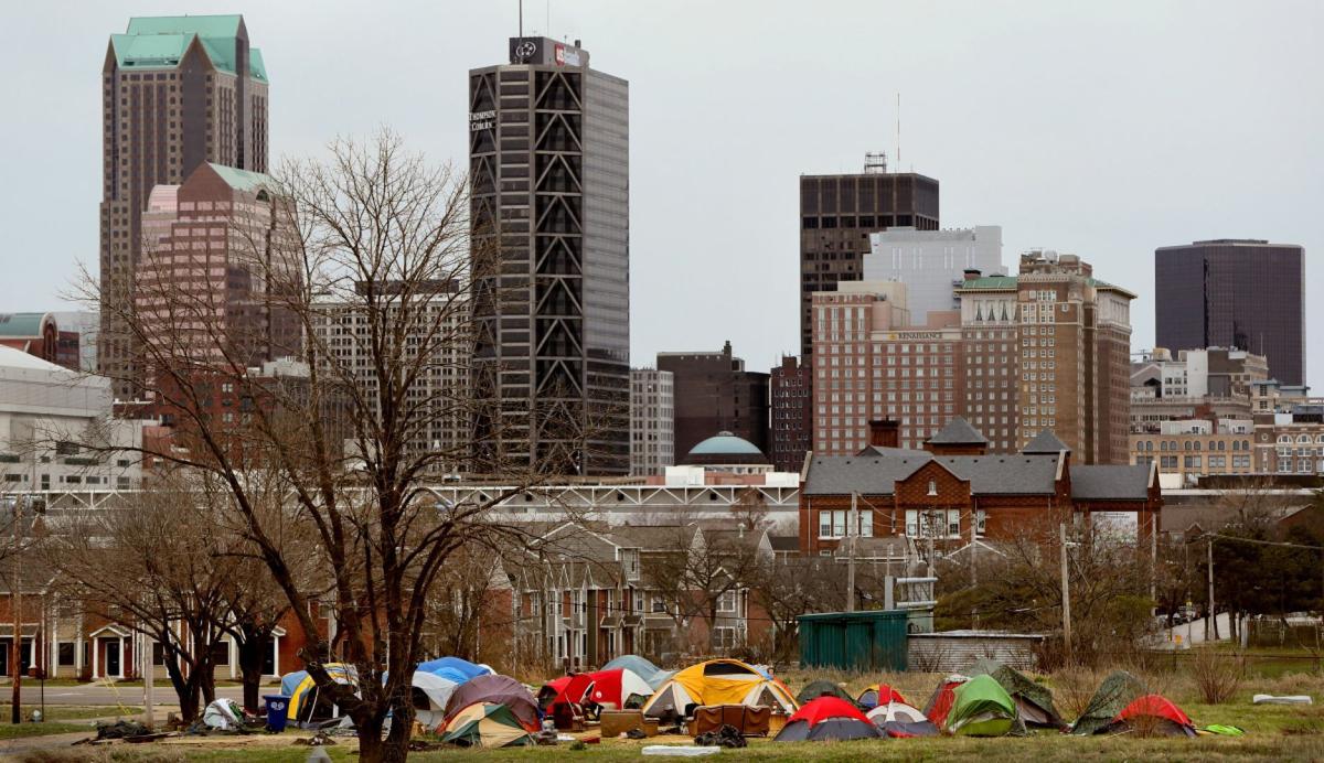 St. Louis homeless tent camp clears out Law and order