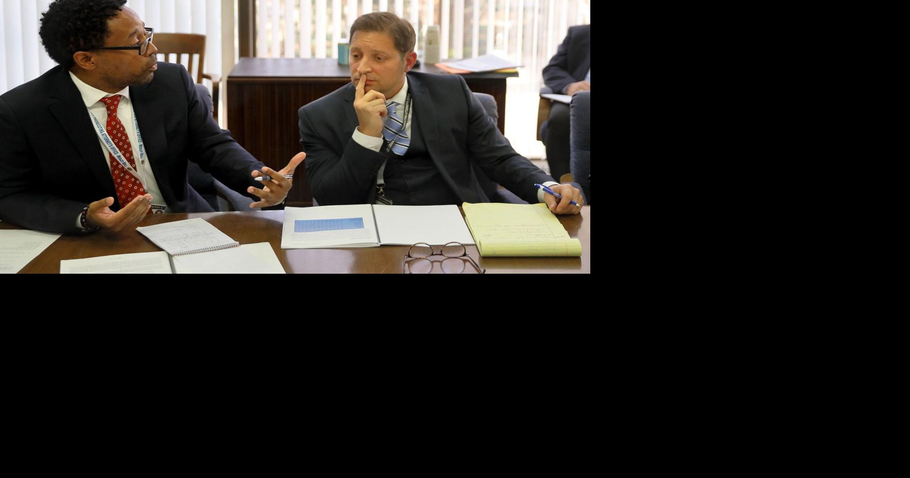 St. Louis County prosecutors moonlight in municipal courts