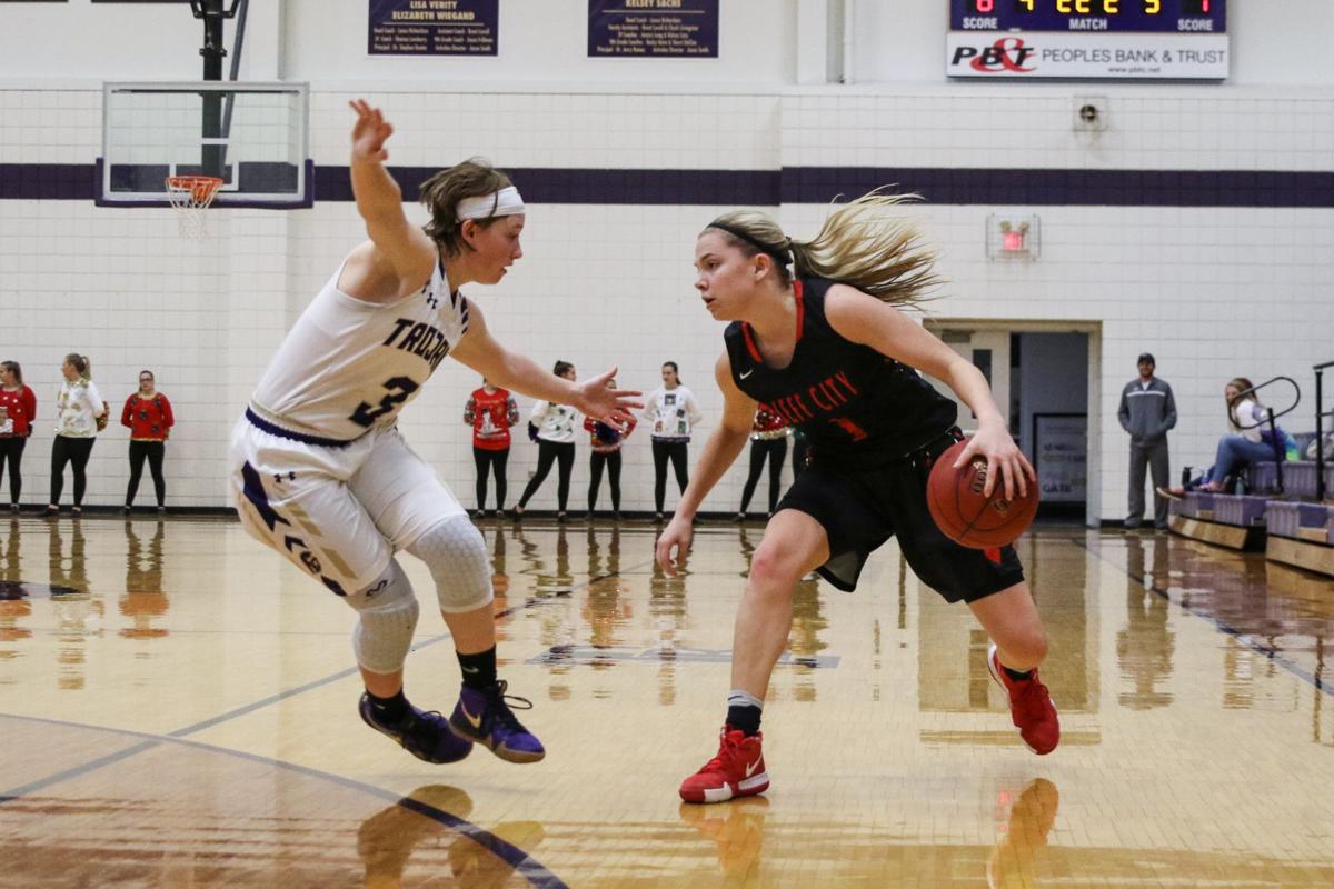 Jefferson City S Guard Play Size Wears Down Troy In Battle Of