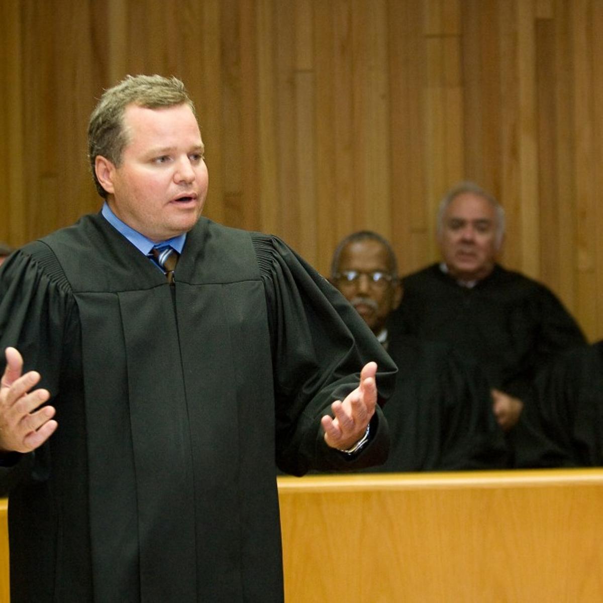 St Clair County Judge Held Pending Drug Charge Law And Order Stltoday Com