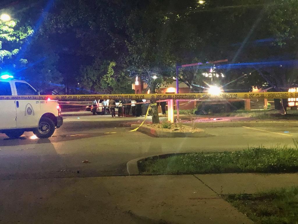 Man In His 20s Found Dead In Taco Bell Parking Lot In Downtown St Louis Law And Order Stltoday Com