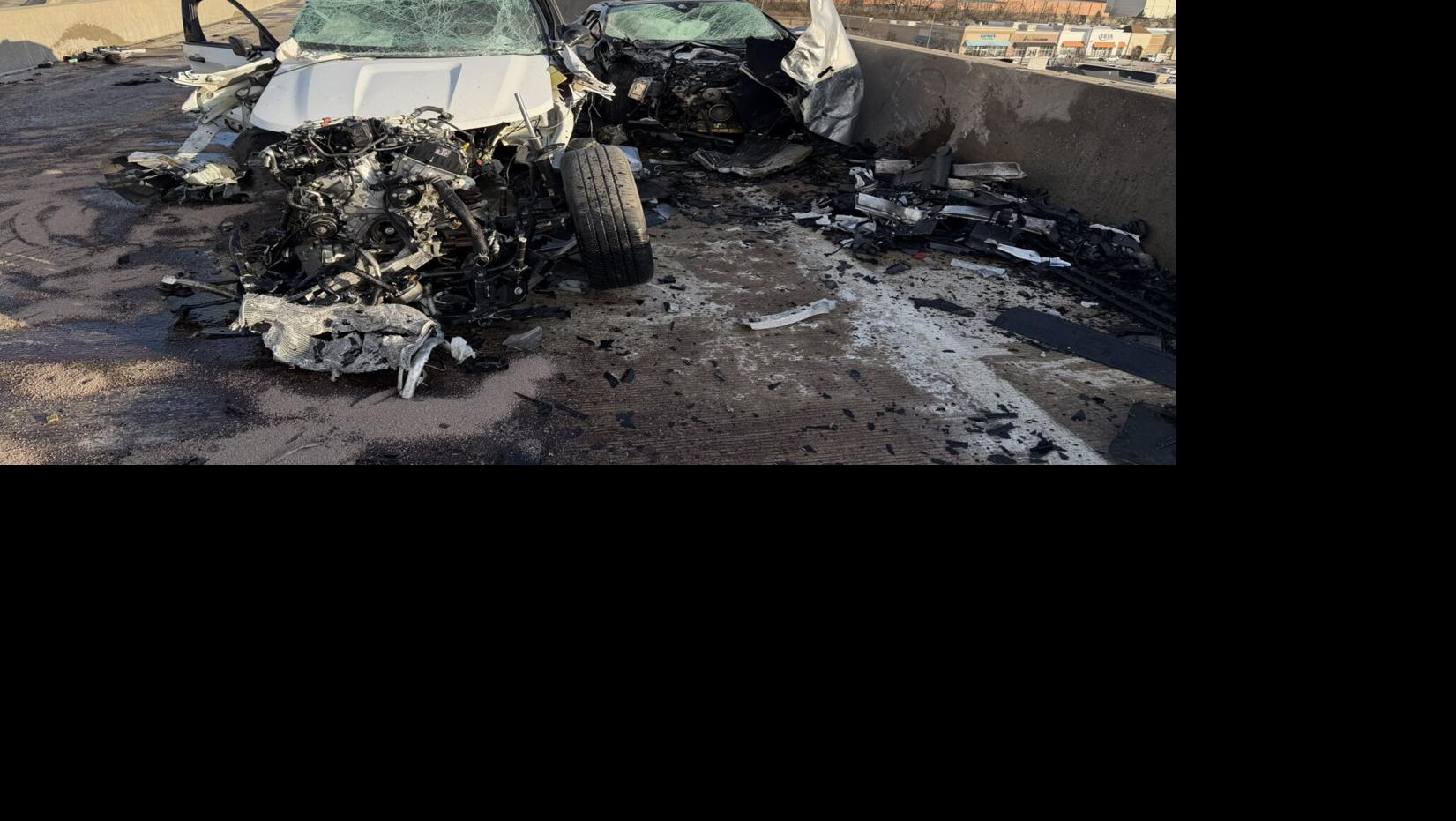 2 men dead, 2 St. Louis police officers injured in crash on I-170 ramp