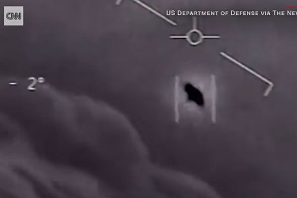 Navy jet believes it spots UFO