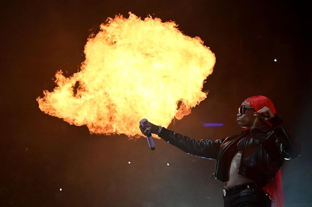 Sexyy Red and Friends Performs at the Enterprise Center