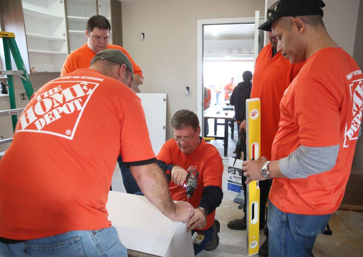 Volunteers help modify paralyzed veteran Chris Sanna's home in House Springs | Home & Garden ...