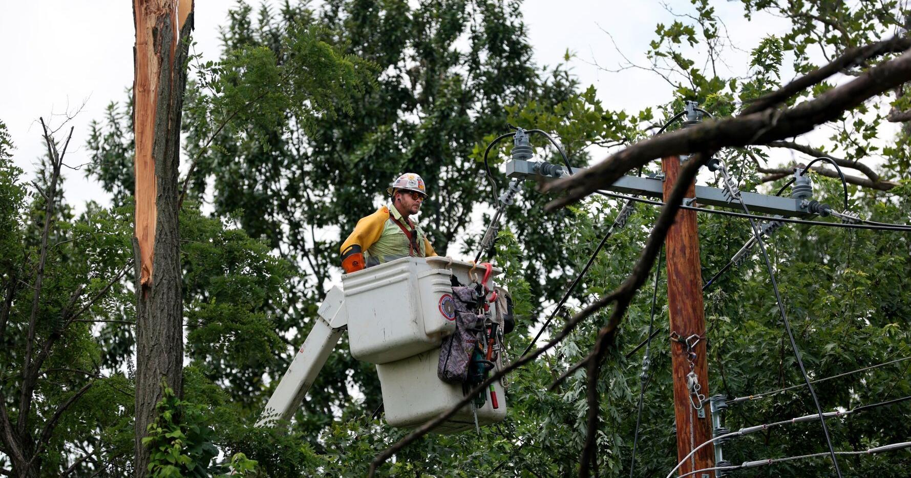 Power outages in St. Louis area drag on for days, with residents grasping for answers - Vimarsana News