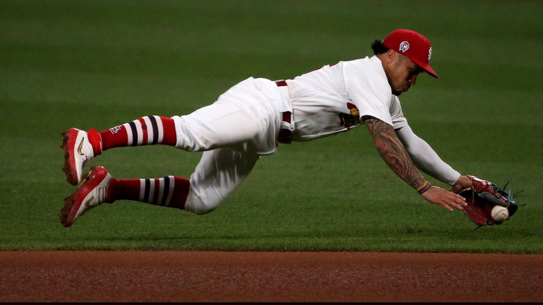 Red Alert Hudson S Departure With Elbow Soreness Comes Early In Cardinals Upsetting Loss To Pirates Cardinal Beat Stltoday Com