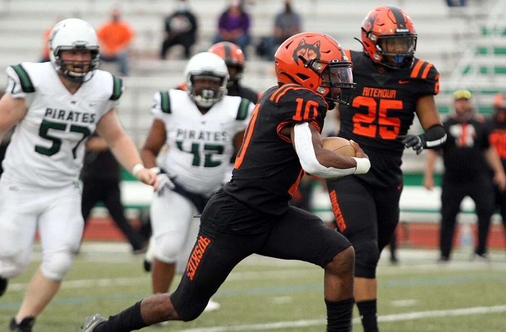 Pattonville roars back for rivalry victory against Ritenour
