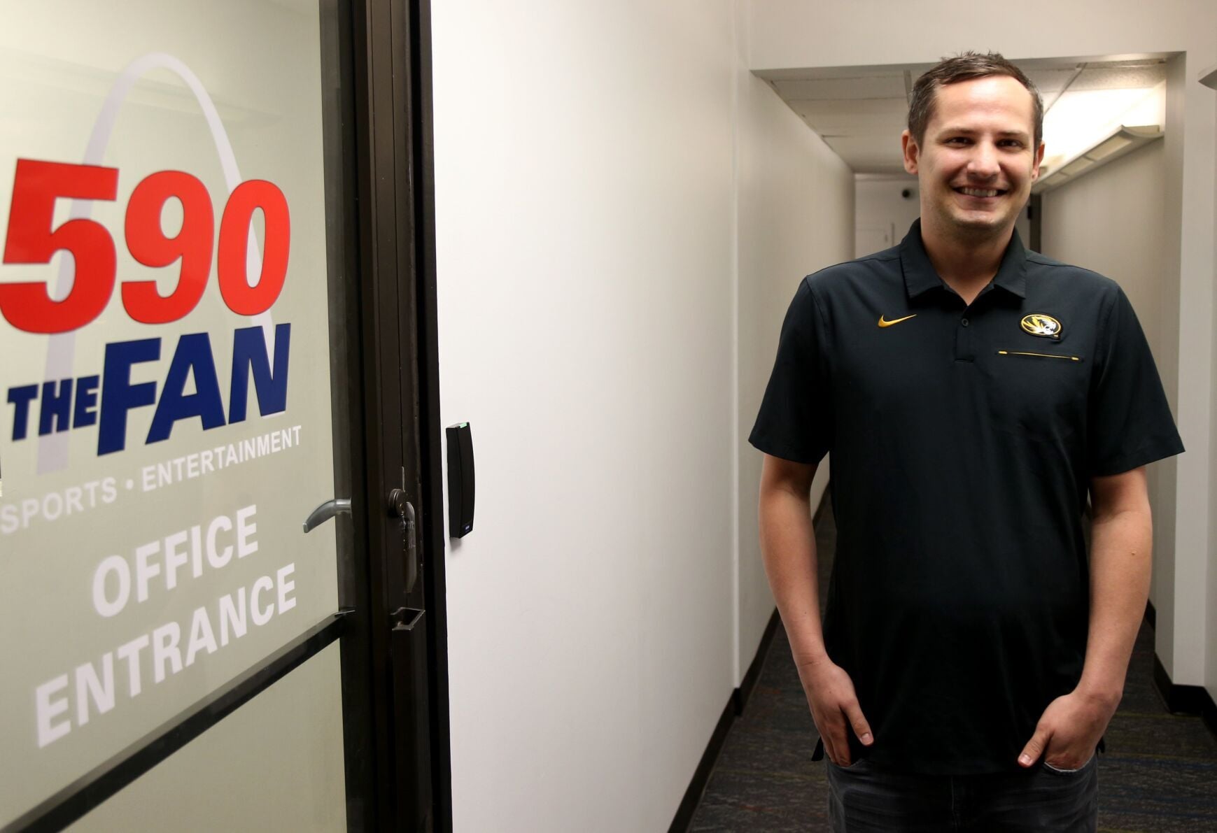 St. Louis sports-talk station KFNS to drop local programming