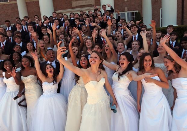 white dresses for graduation ceremony