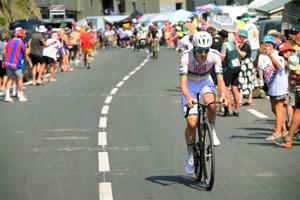 Tadej Pogacar dominates Stage 6 to regain lead at Tour de France