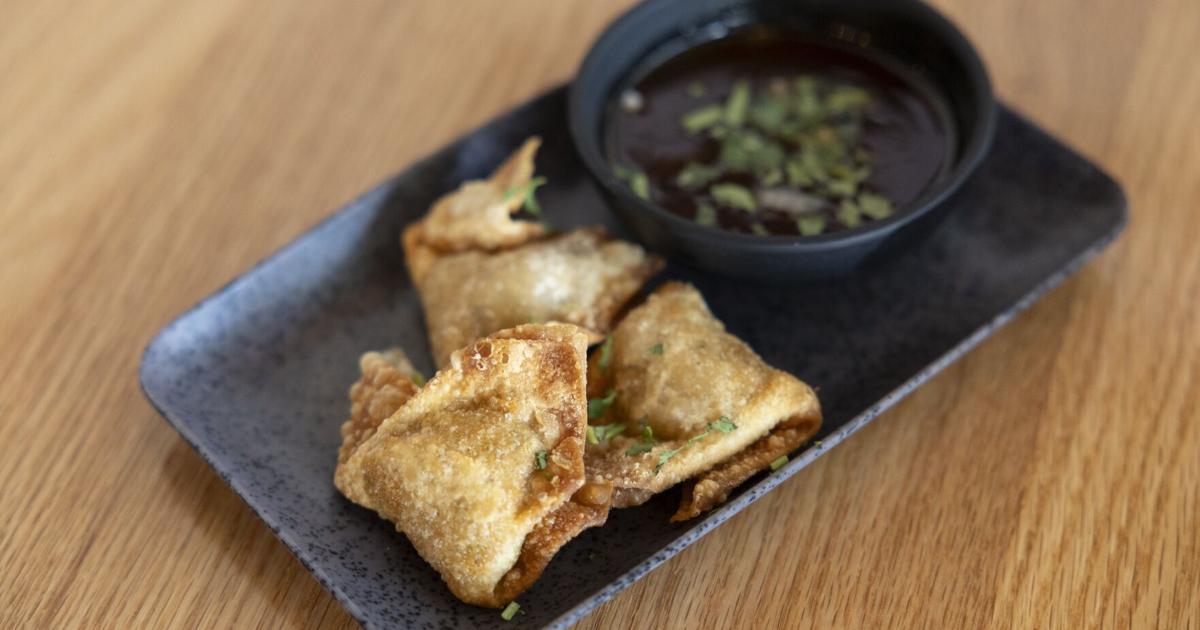 GuacoTaco and Sobremesa take different approaches to casual Mexican. One works.