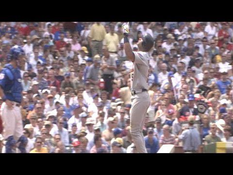 2006 WS Gm1: Pujols hits his first World Series homer 