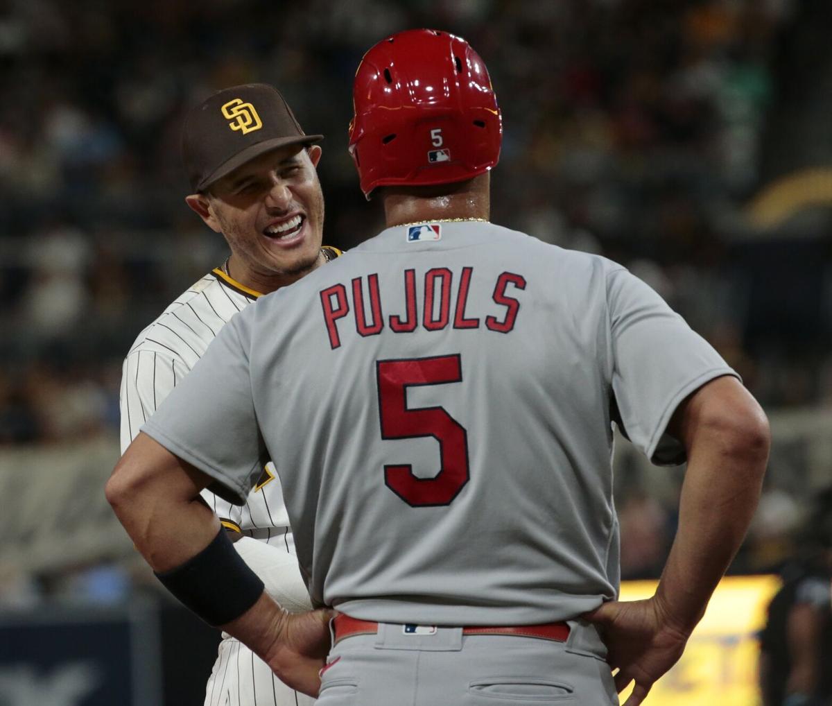 Cardinals' Albert Pujols makes history with home run No. 700 - Los Angeles  Times