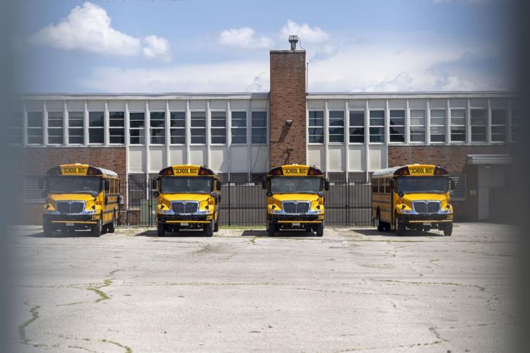 Ӱԭ Schools Zum buses