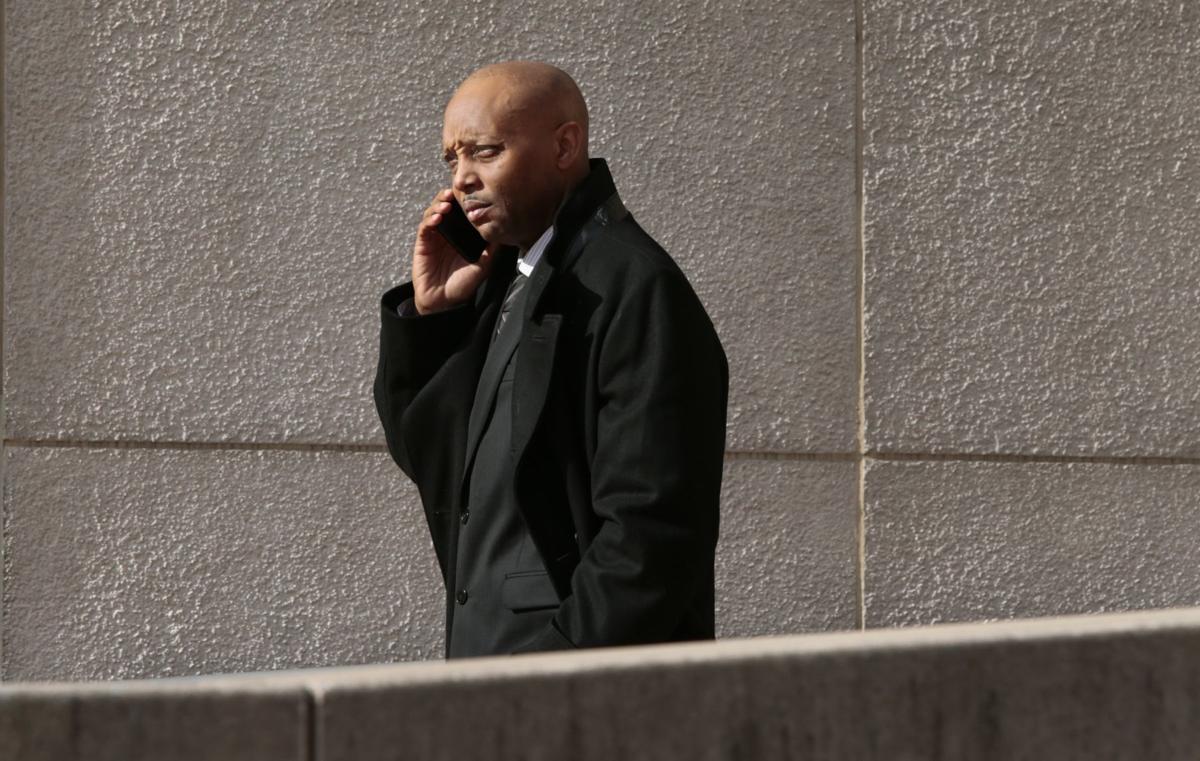 Former St. Louis cop admits taking bribes to provide info to chiropractor | Law and order ...